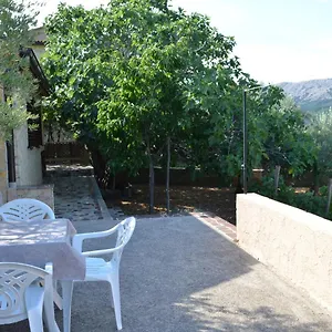 https://apartment-garina.primorje-gorskikotar.com